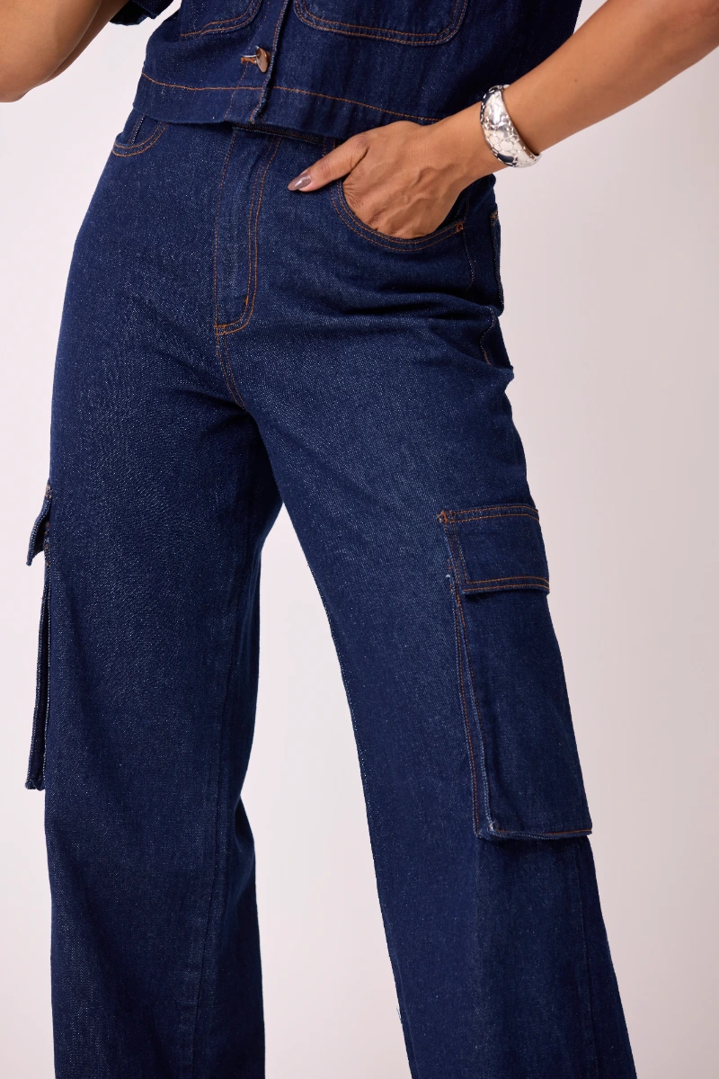 CALÇA WIDE LEG CARGO COM BOTÃO DE PRESSÃO 1
