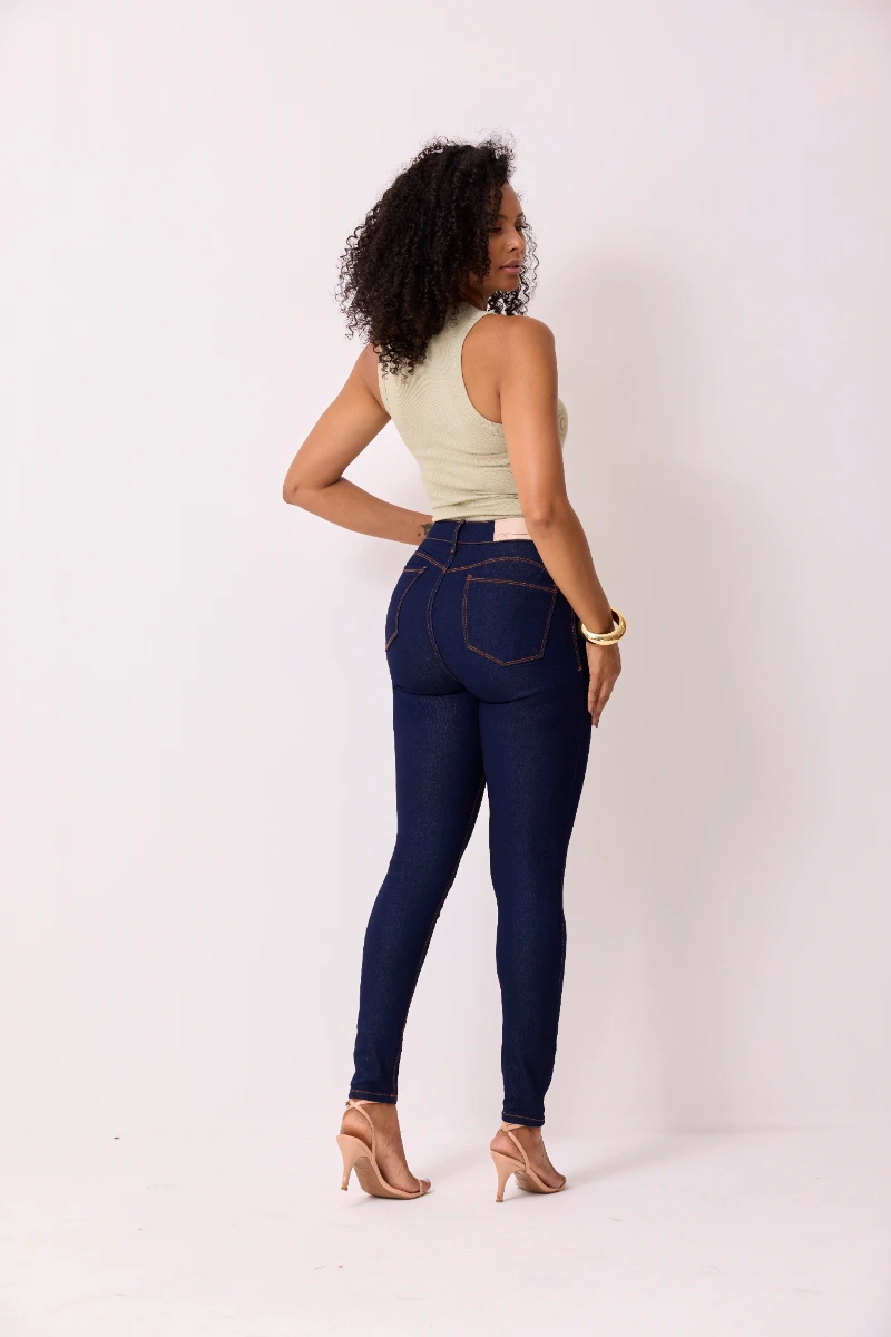CALÇA CIGARRETE C/ DETALHE BASIC 2