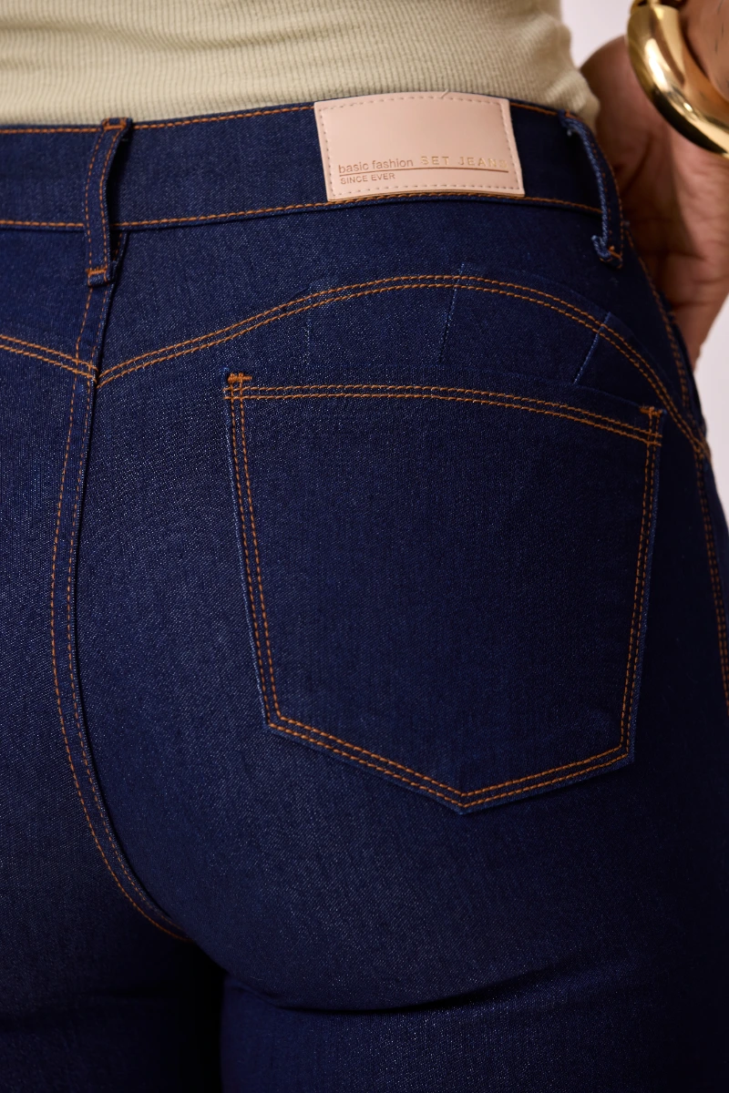 CALÇA CIGARRETE C/ DETALHE BASIC 1